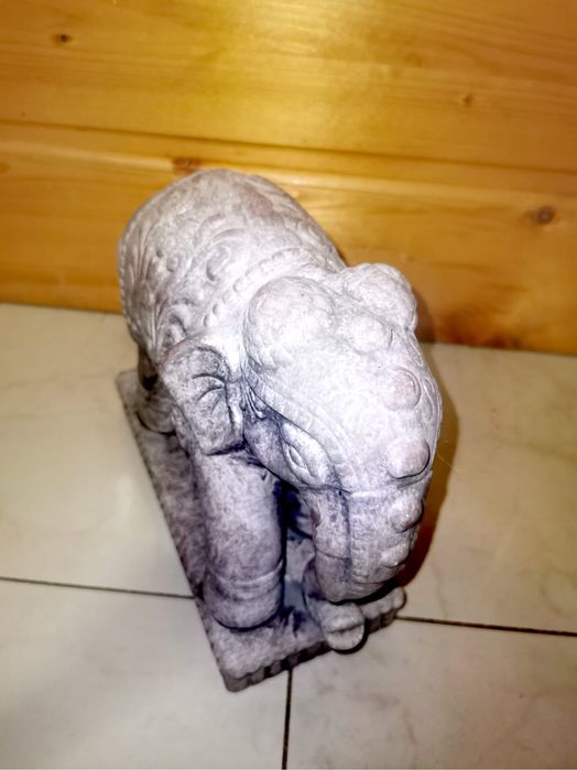 Слон фигура от керамика , декорация за къща градина офис !