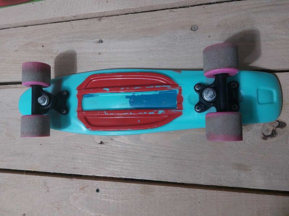 Skateboard pentru copii 5-8 ani