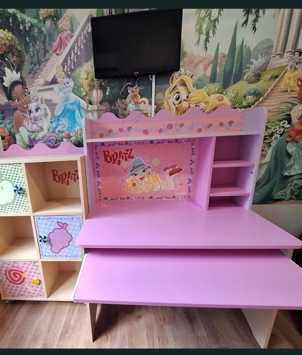 Обзавеждане за детска стая /момиче