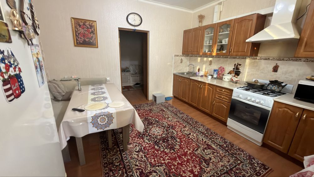 Продам 2х комн квартиру