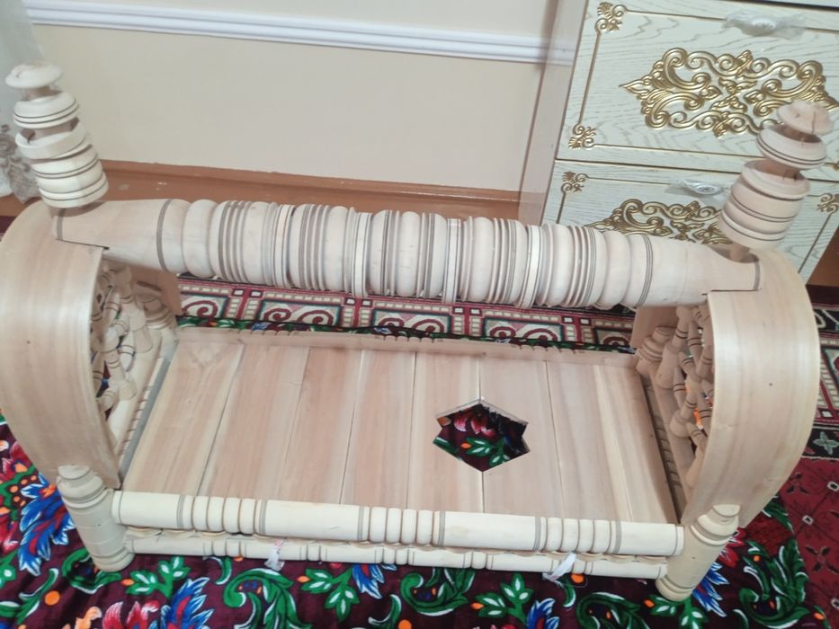 Gavora.  Nav. Beshik yangi sotiladi