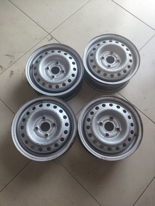 Продается диски на