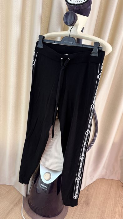 Костюми Hugo boss, Sandro, Michael cors, pangaia, Chanel