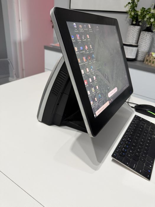 Pos , Pc All in one , I3,  125 SSD, 4GB ram