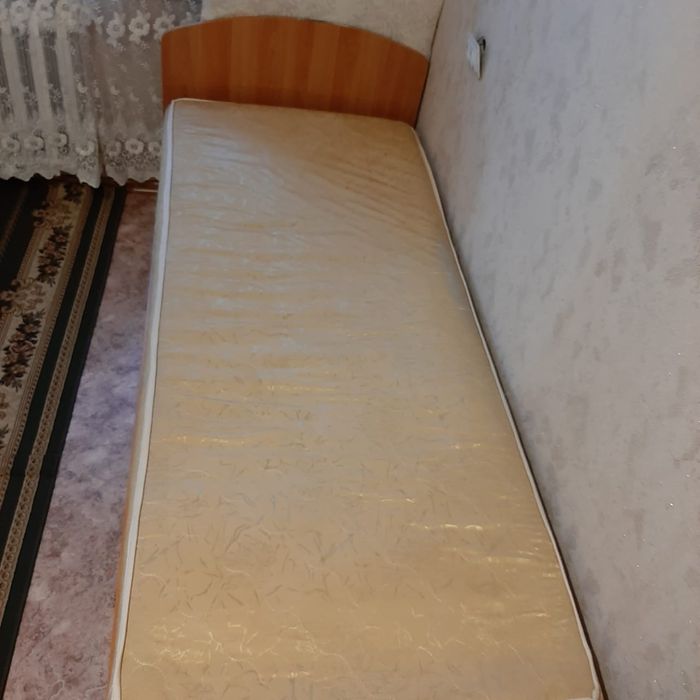 Продам кровать односпалку