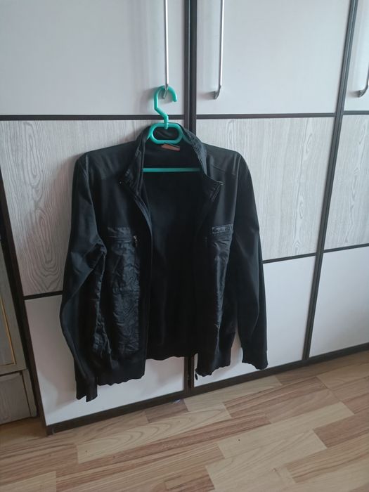 Продам кофточку олимпику