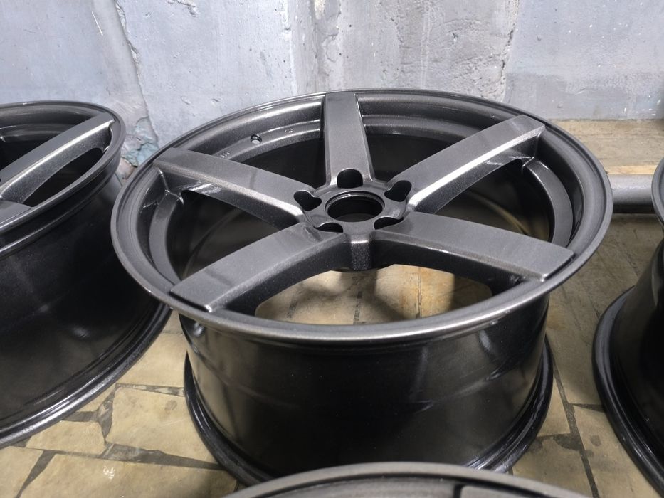 Vosson 5x112, R18 разноширокие