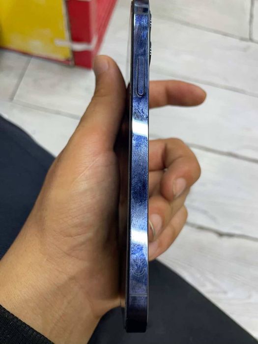 Iphone 12 pro srochnaga