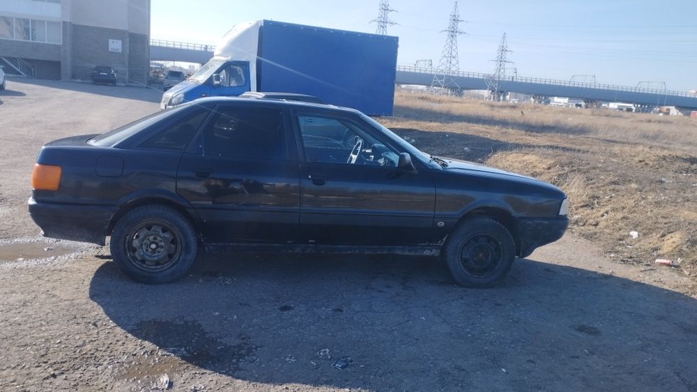 Продам Ауди 80 б3