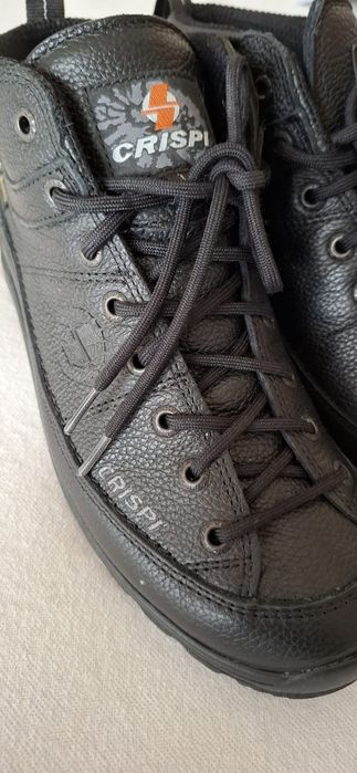 Ghete noi Crispi piele, mărime 38
