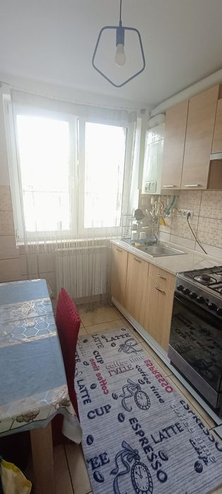 Închiriez apartament zonă centrală Deva