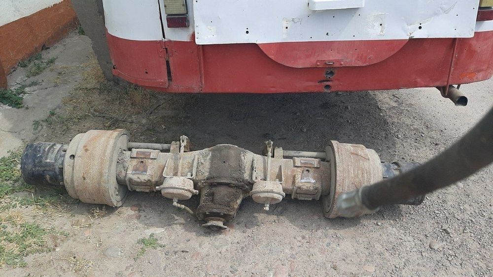 Laz aftobus zapchastlari