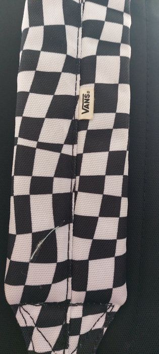 Продавам модерна раница