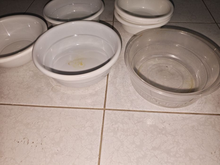 Пластиковые миски