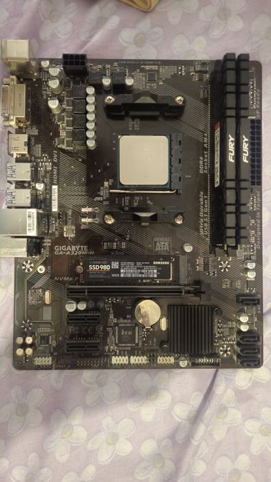 Chit pc placa de baza procesor  si ram si ssd m2