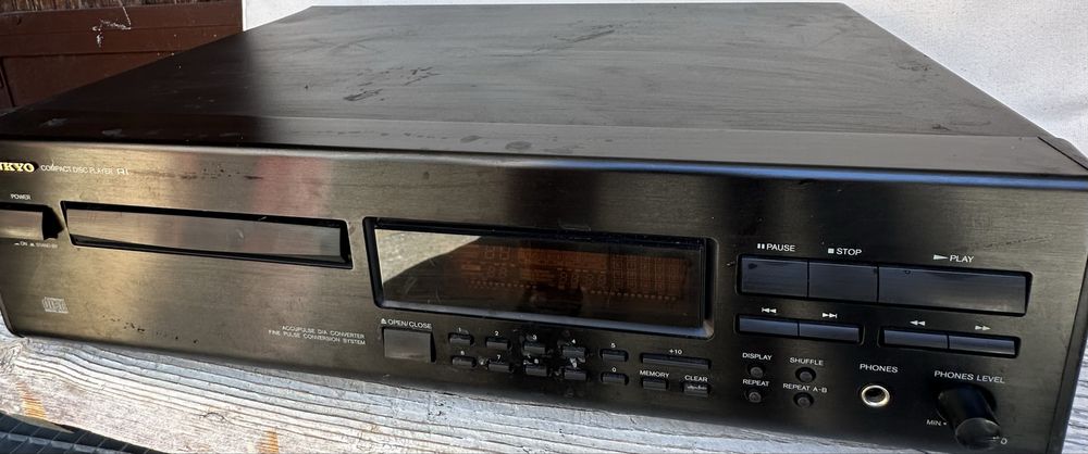 Тонколони и усилватели