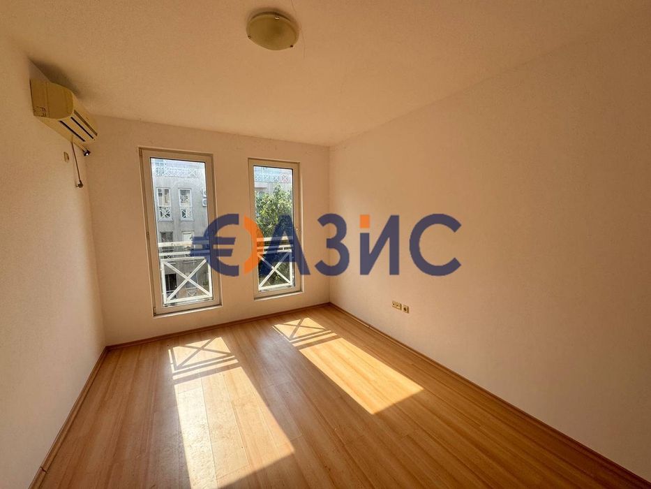 Продава се Едностаен апартамент в к.к. Слънчев бряг - 25 кв.м за 720 €/кв.м - Снимка #1