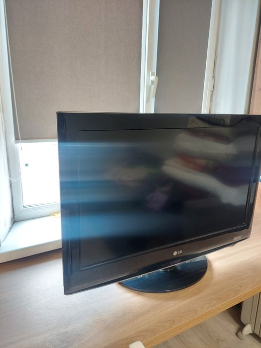 Продаю телевизор LG 32 диагональ