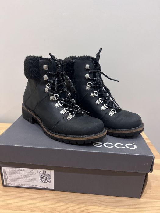 Демисезонные ботинки  ecco