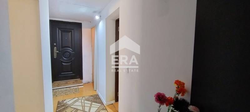 Етаж от къща под наем в центъра