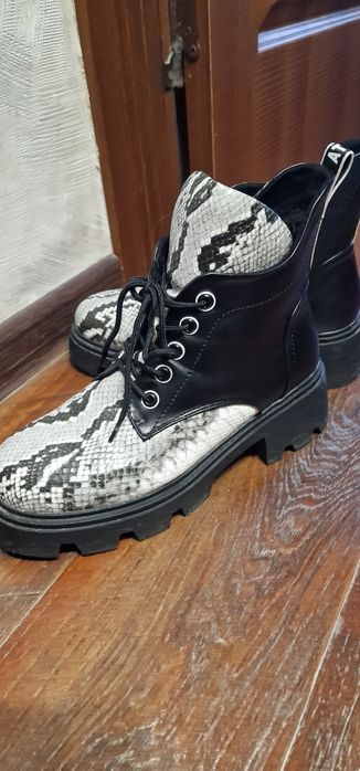 Споги демисезонные