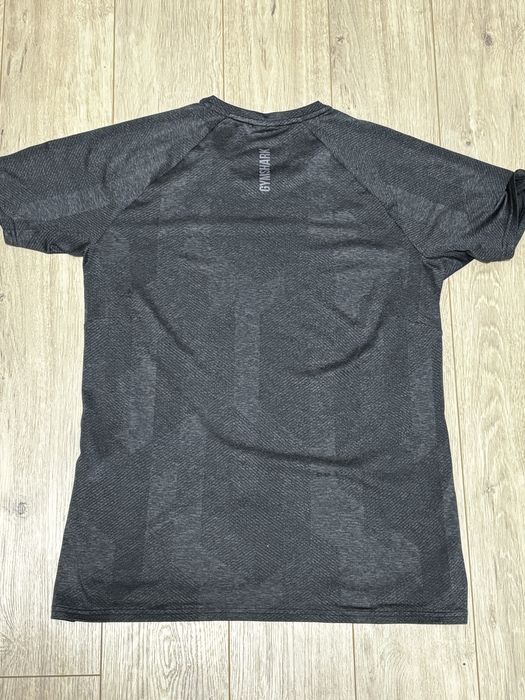 Gym shark тениски