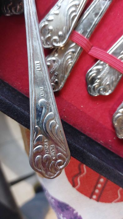 Посребрен комплект за хранене Не използван