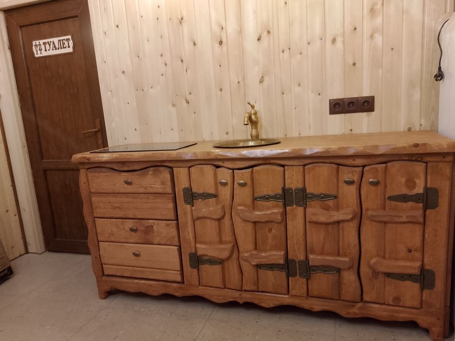 Деревянная мебель под старину