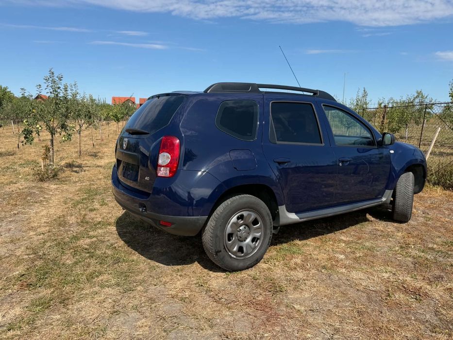 Vând Dacia Duster 1.5 dCi 4x4 -2011