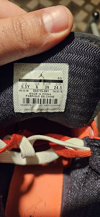 Adidasi Jordan nr 39