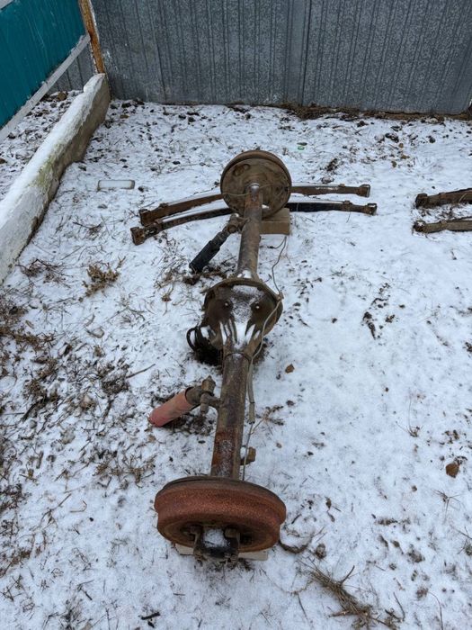 Продаеться запчасти на уаз