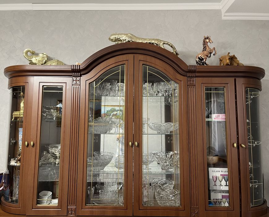 Гостивой горнитур