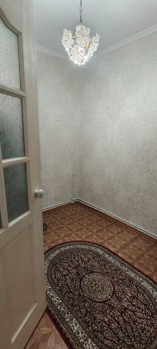 Коттедж угловой продается