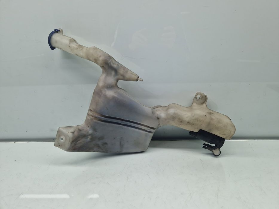 Vas lichid parbriz Ford Fiesta 6 [Fabr 2008-2019] 8A6117B613-AE