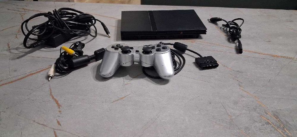 Play station 2. PS2