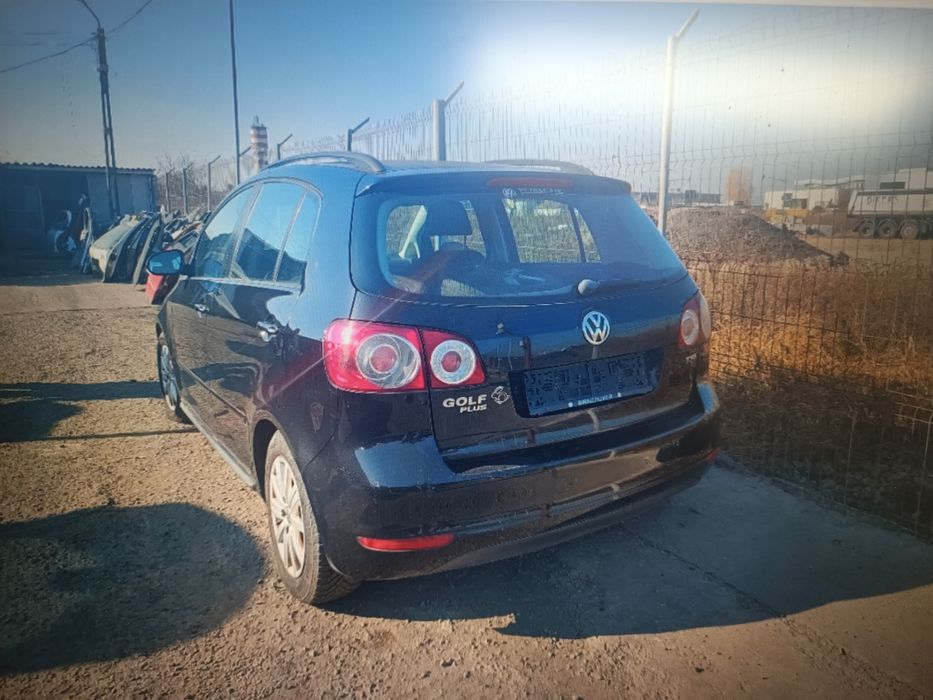 Dezmembram Volkswagen Golf Plus, an 2012, MOTOR 1.2 TSI, COD CBZA