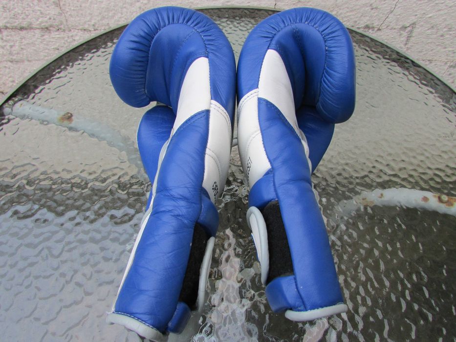 Боксови ръкавици Ringside Pro Training G1