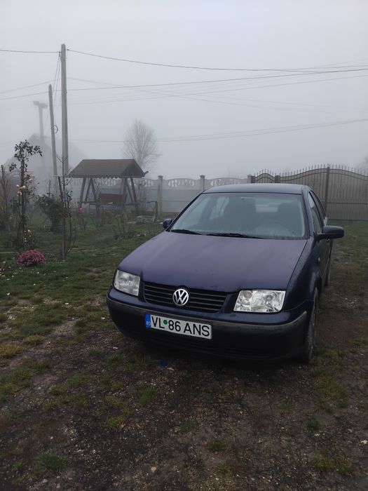 Vw Bora de vanzare 1600 lei motor posibil blocat