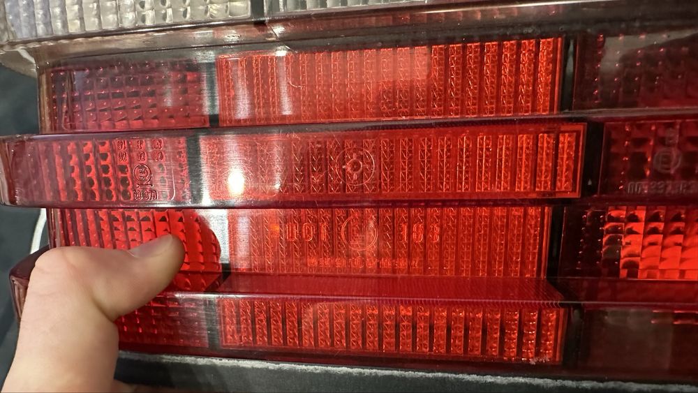 Задний плафон малинка