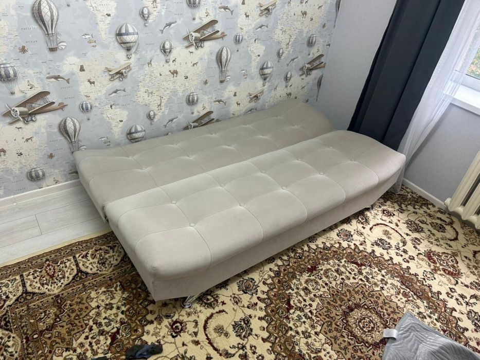 Диван в хорошем состоянии