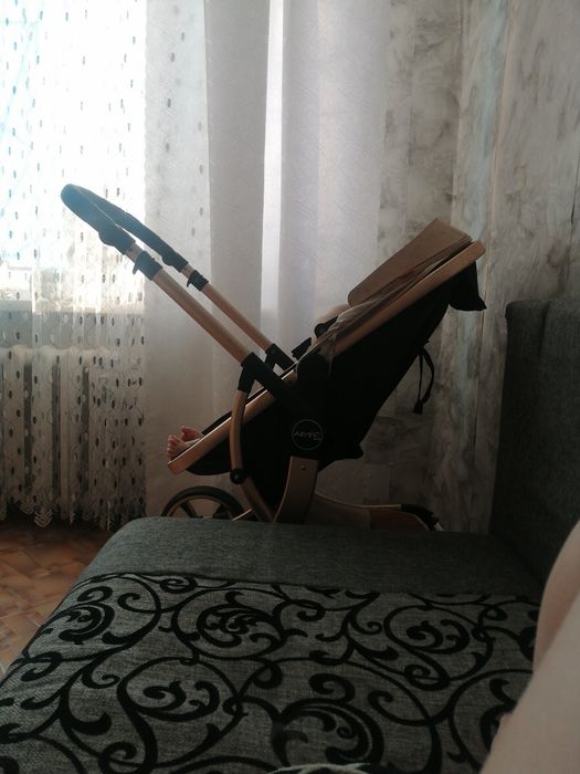 Продам коляску в хорошем состоянии