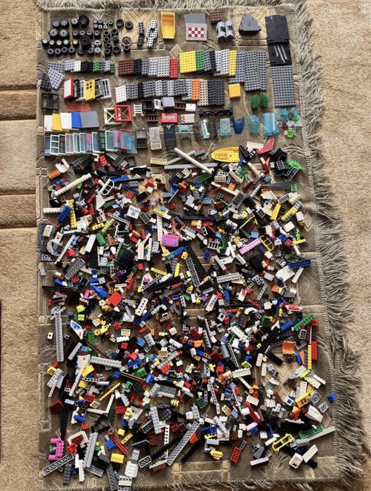 Конструкторы Лего россыпью !