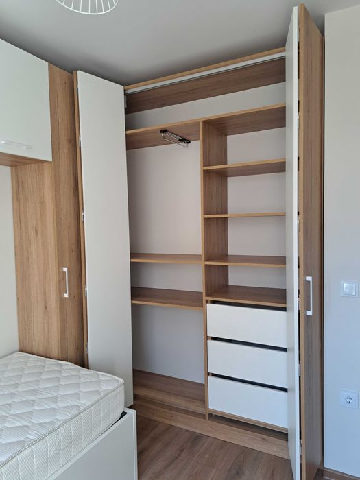 Индивидуален проект на мебели по поръчка