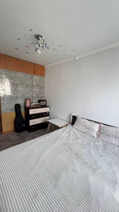 Продам 2х ком квартиру по Интерке