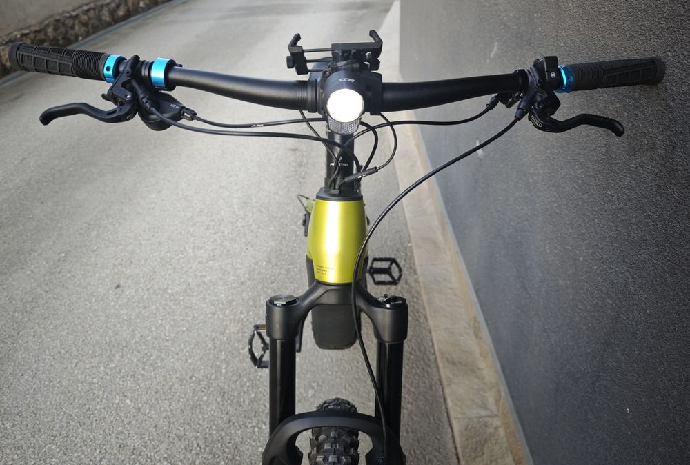 Карбонов Електрически Велосипед 29" Cube Full Fox Bosch CX 5gen 800Wh 2025г.