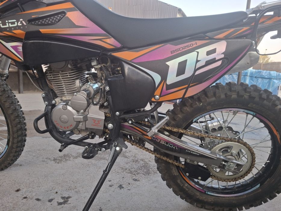 Продается мотоцикл Эндуро 2025