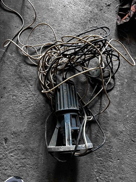 Потапяща помпа за теглене на вода