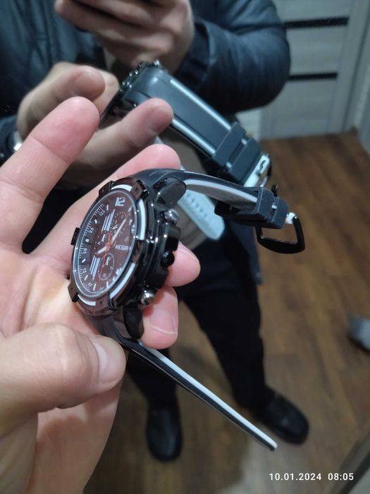 Наручные спортивные Часы MEGIR