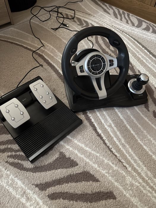 Гейминг волан и педали за PS4; PS3; Xbox и PC