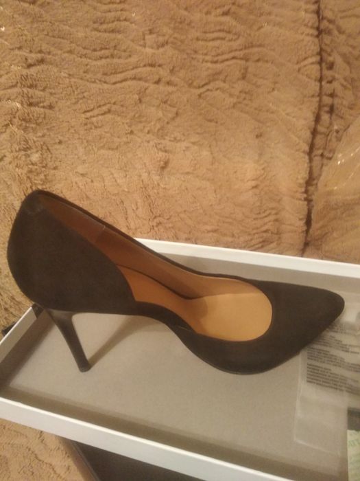 Туфли 37р(натур.замша)